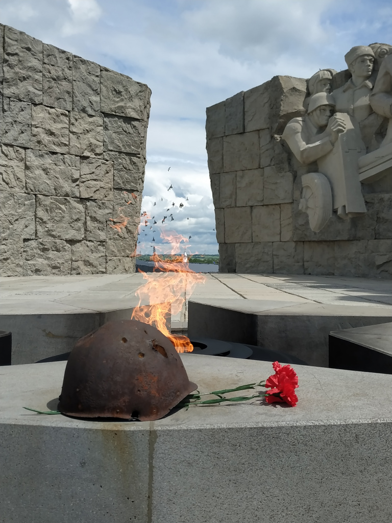 Вечный огонь у Самбекских высот. Автор фото: Пугачева Т.Л.